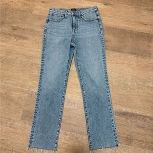 Jcrew essential straight size 27 Classic Light Blue Straight Leg Women’s Jeans